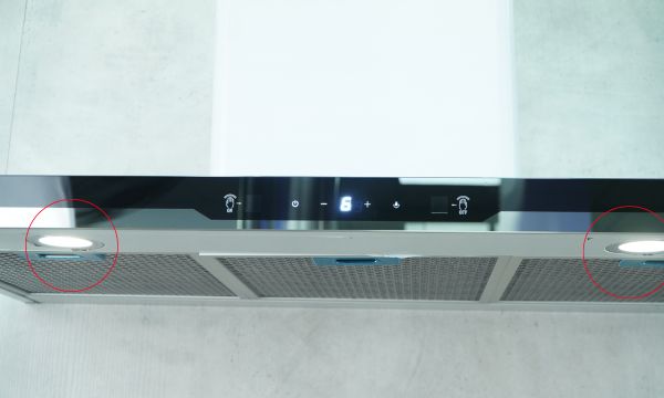 Xác định vị trí bóng đèn máy hút mùi Chefs