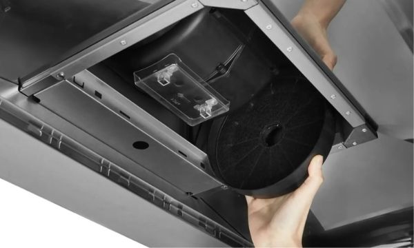 Thay bộ lọc than hoạt tính định kỳ