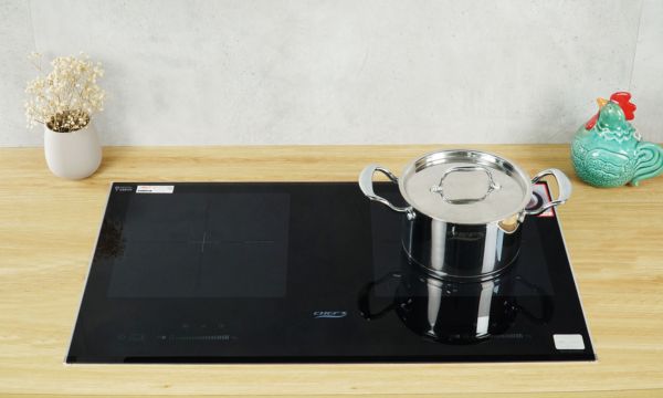 Bếp từ là gì - Bếp từ là một loại bếp nấu sử dụng điện năng và nguyên lý cảm ứng điện từ để làm dụng cụ nấu nướng ( nồi, chảo, gánh,..)